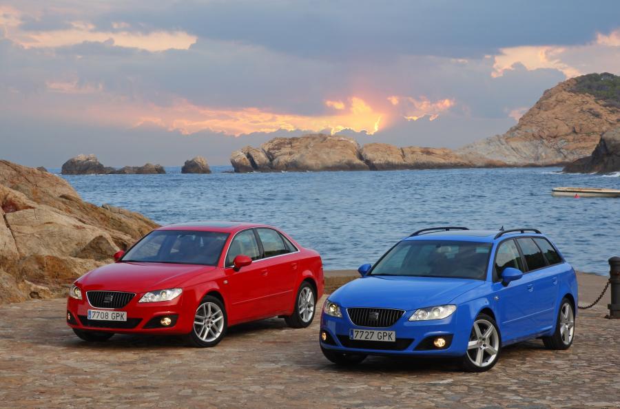  Seat Exeo 2009 года  (фото 50 из 180)